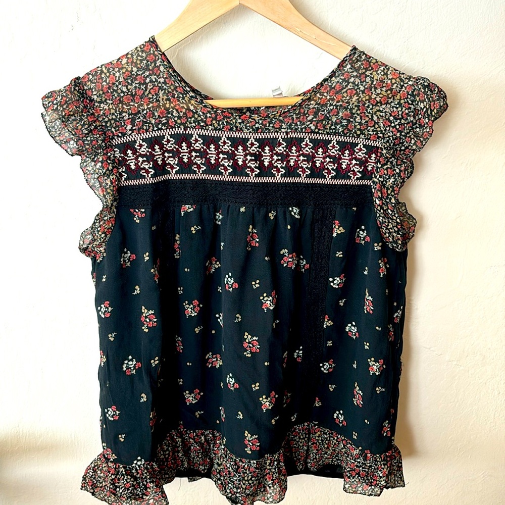 Joie Silk Top in Red floral 🌹🌹🌹